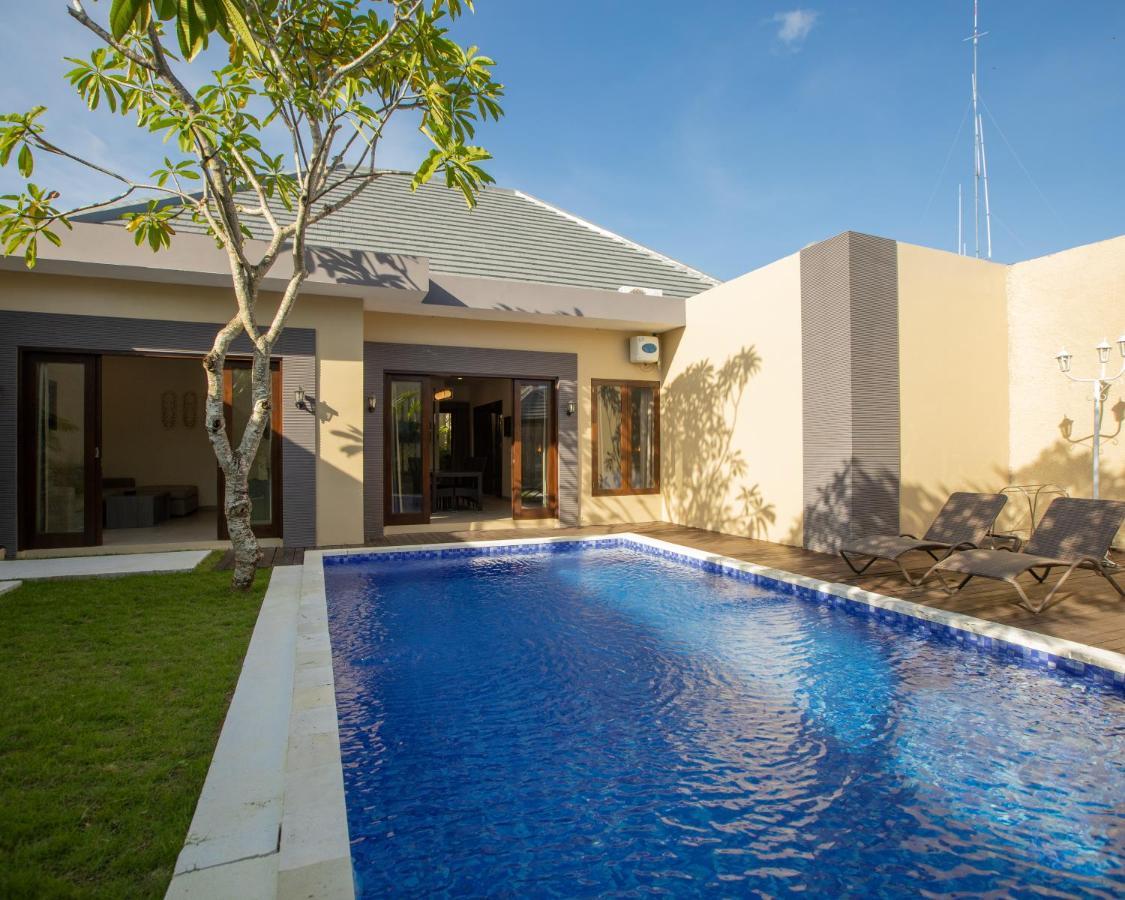 Seven Angels Villa Nusa Dua  Buitenkant foto